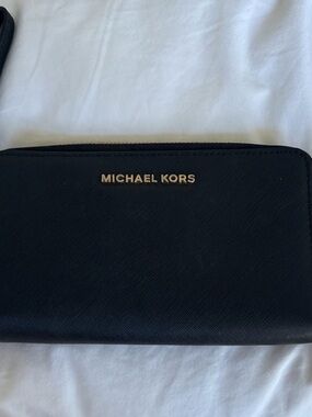 Michael Kors Black Saffiano Zip Wallet with Gold Logo